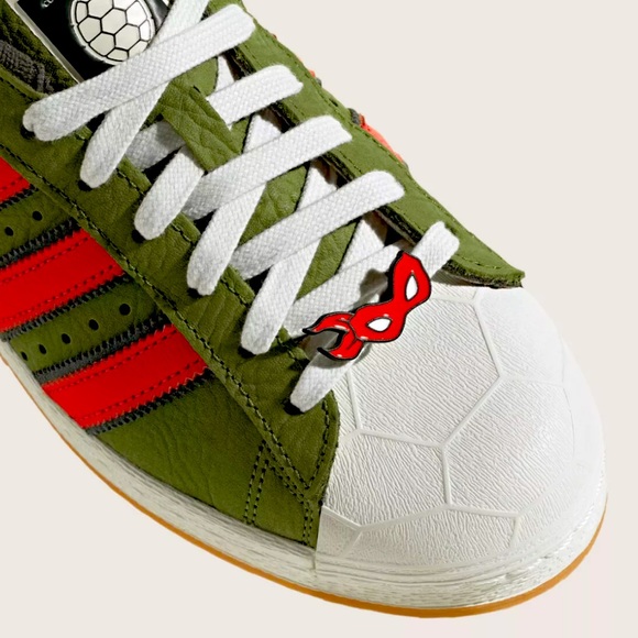 Sneaker Bar Detroit (SBD) | Teenage Mutant Ninja Turtles x  🐢 Adidas Superstar x  Teenage Mutant Ninja Turtles  🐢